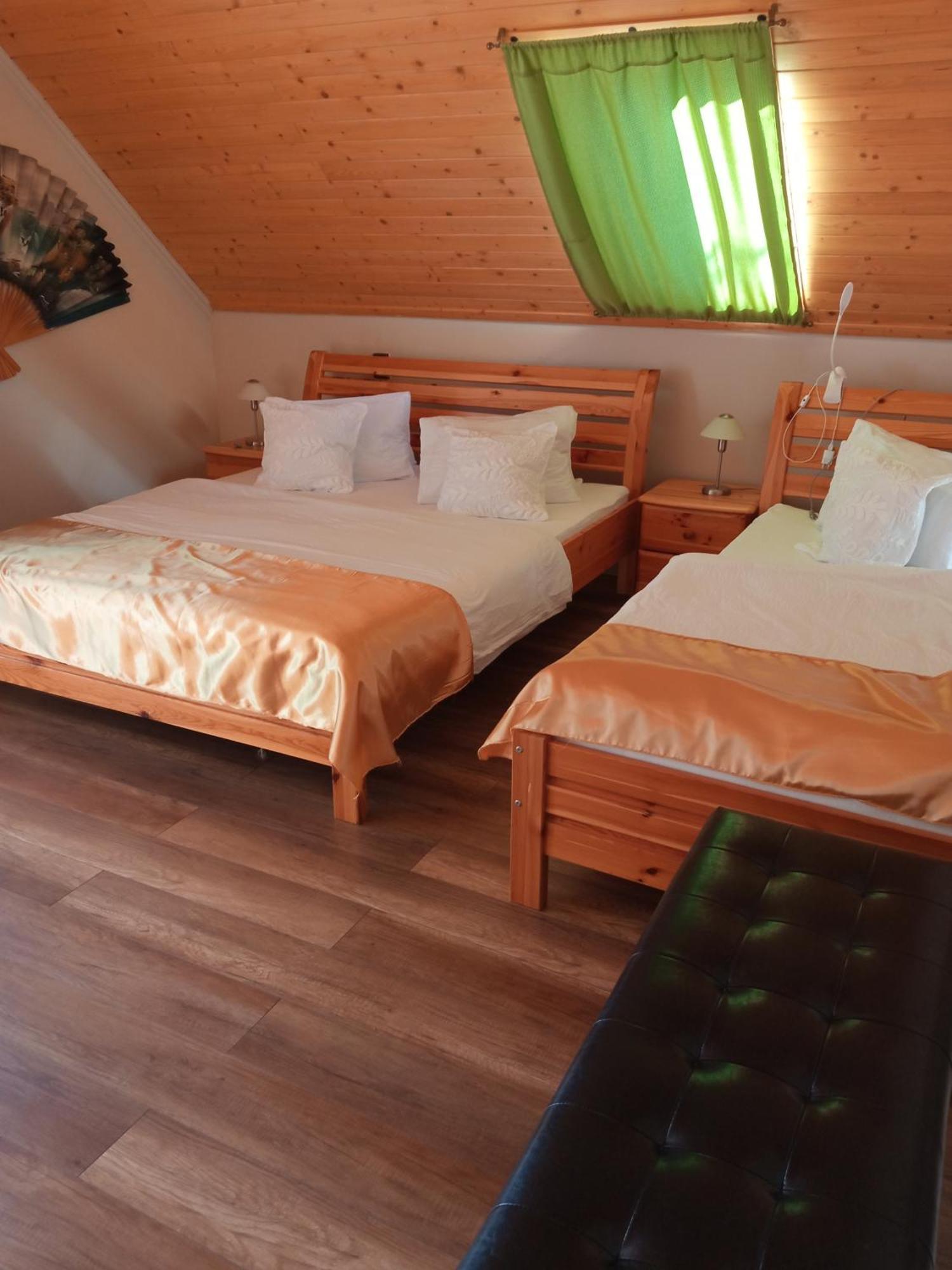 Vakacio Apartman Balatonalmadi Exterior photo