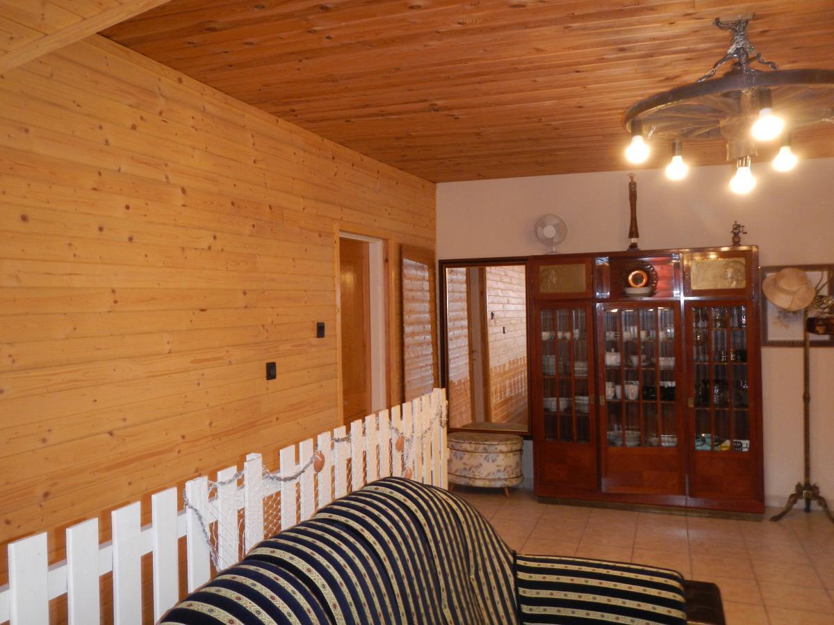 Vakacio Apartman Balatonalmadi Exterior photo