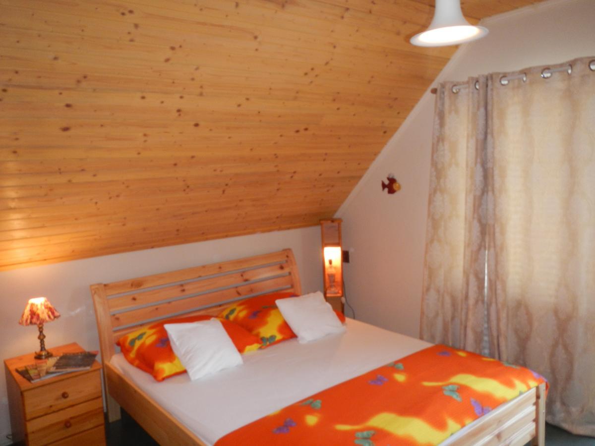 Vakacio Apartman Balatonalmadi Exterior photo