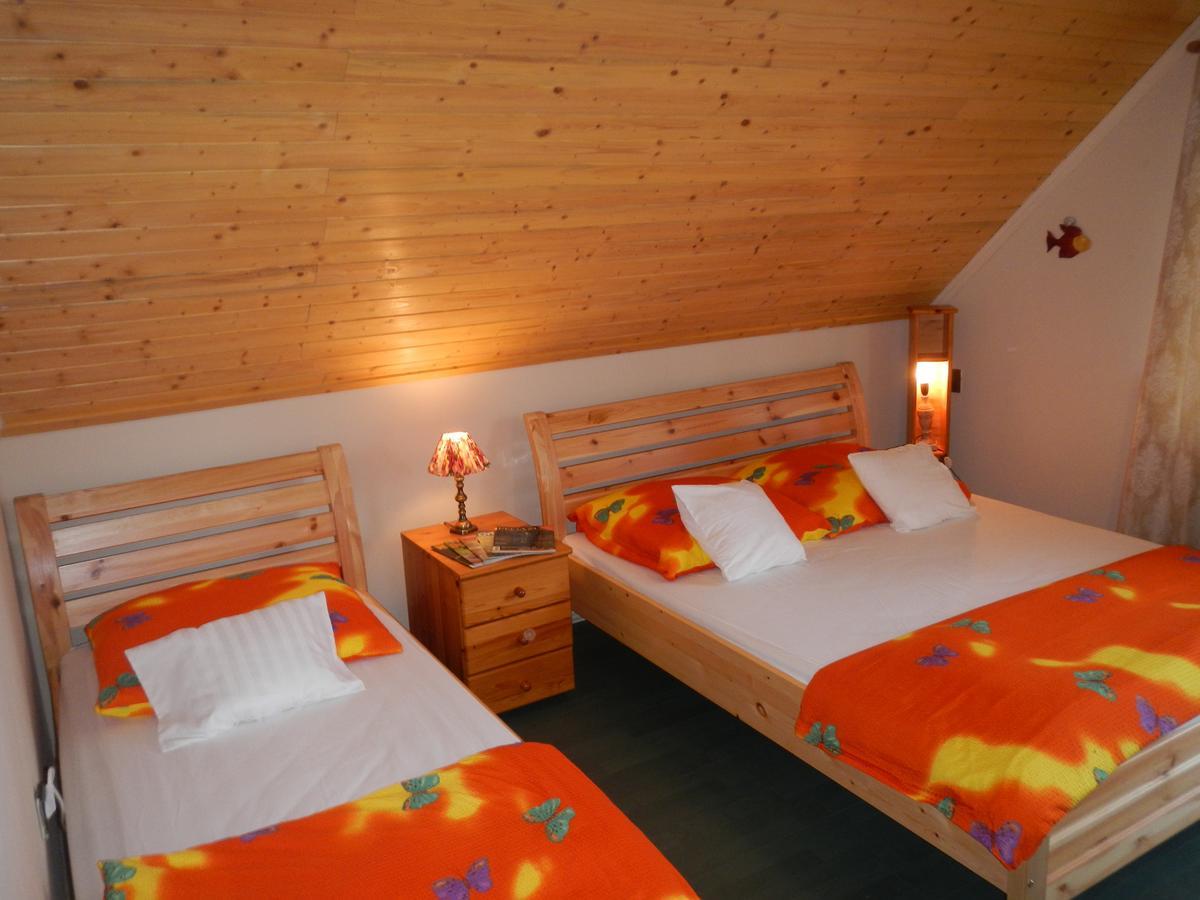 Vakacio Apartman Balatonalmadi Exterior photo